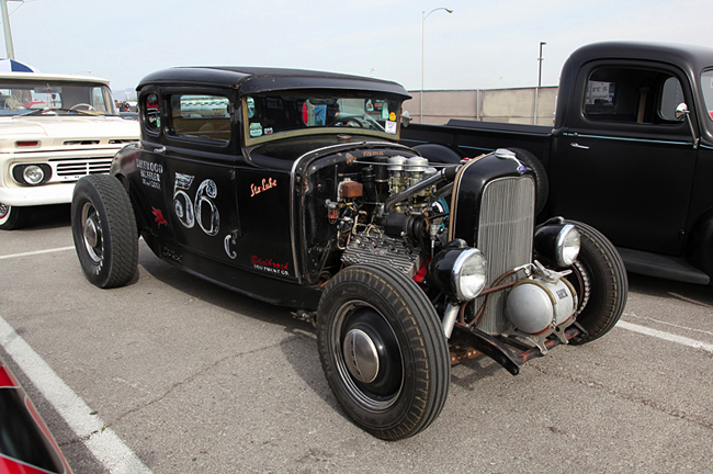 '32 Ford 5 window coupe