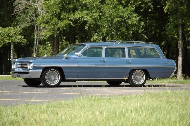 1962 Pontiac Bonneville Safari