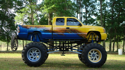 Acura Augusta on Images Of Racingjunk Find A Huge By Large Chevy Mud Truck Bangshift