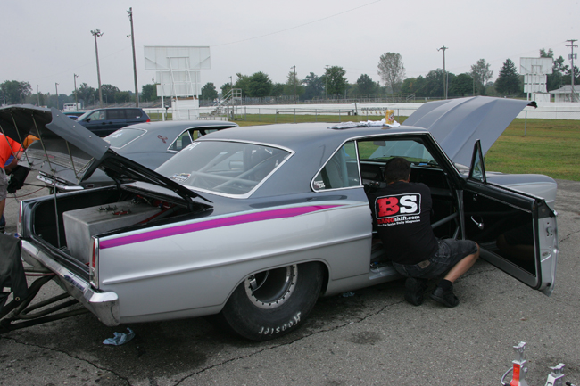 Larry Larson sporting the BS colors!