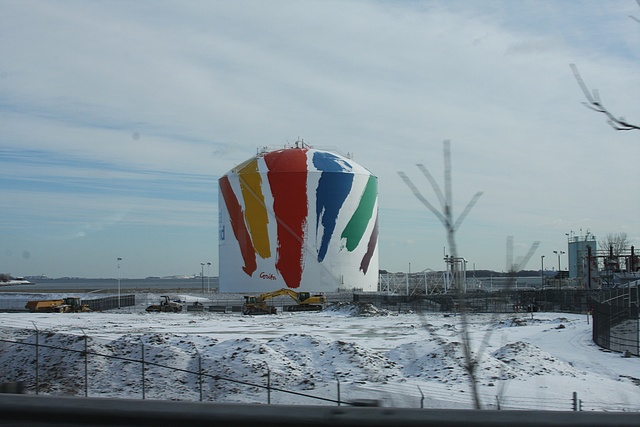 Boston LNG tanks