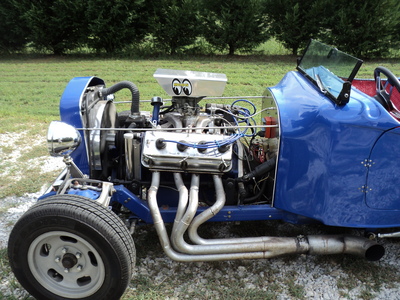 Bantam with a Hemi Bantam with a Hemi