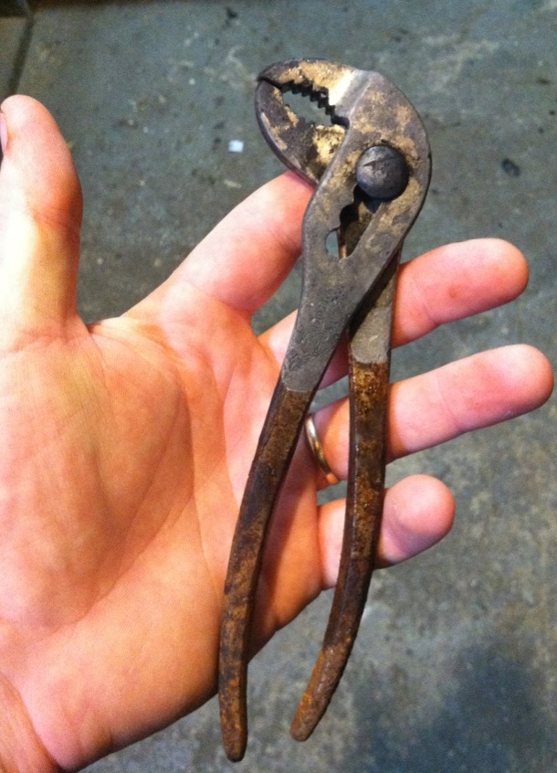 Pliers after Evapo-Rust