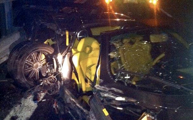 Wrecked Pagani Zonda Roadster F