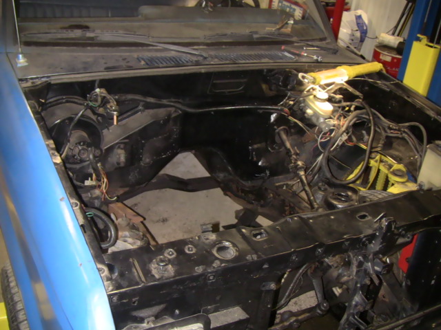 Click image for larger version
Name: Ranger empty engine bay.JPG
Views: 1
Size: 120.3 KB
ID: 878174